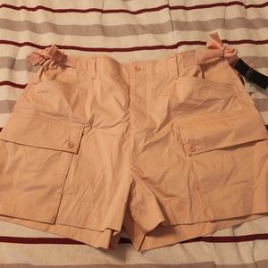 Lauren by Ralph Lauren shorts. Peach and super cute. Nwt. The ties are real.